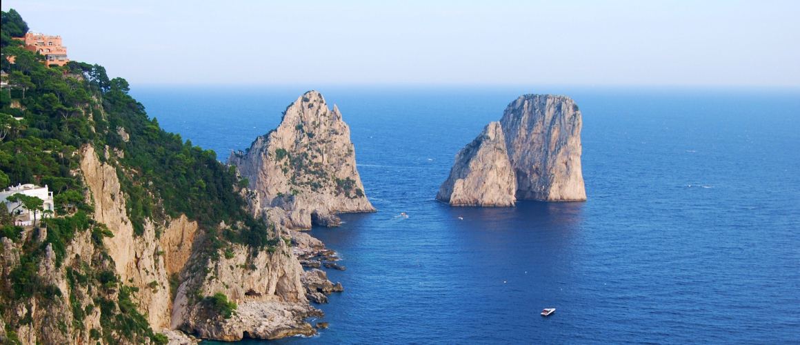 Capri, pas seulement une ile, un mythe sans égal dans le monde.
